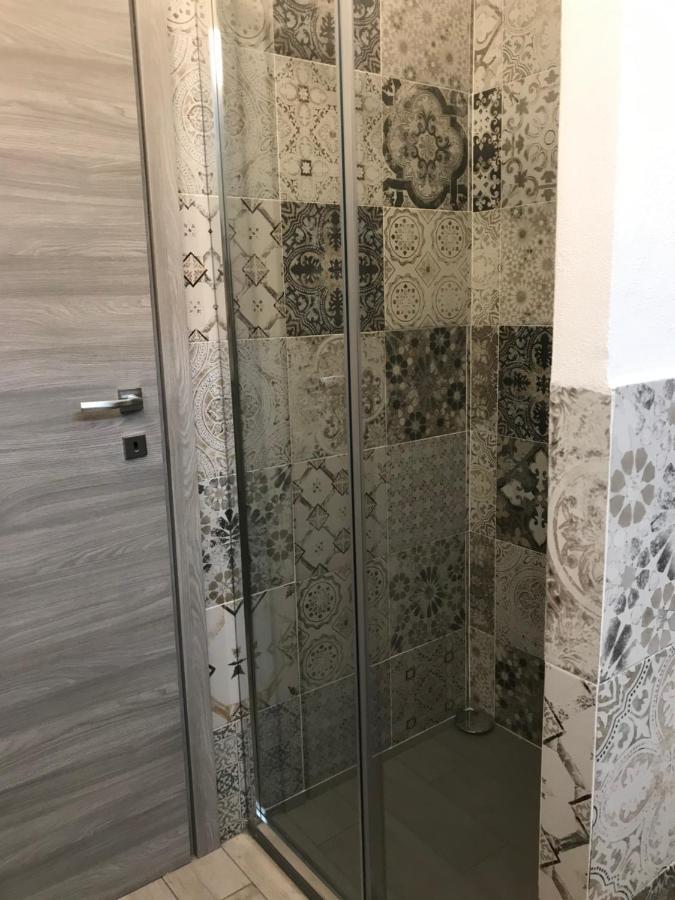 La Rosa App Apartamento Livorno Exterior foto